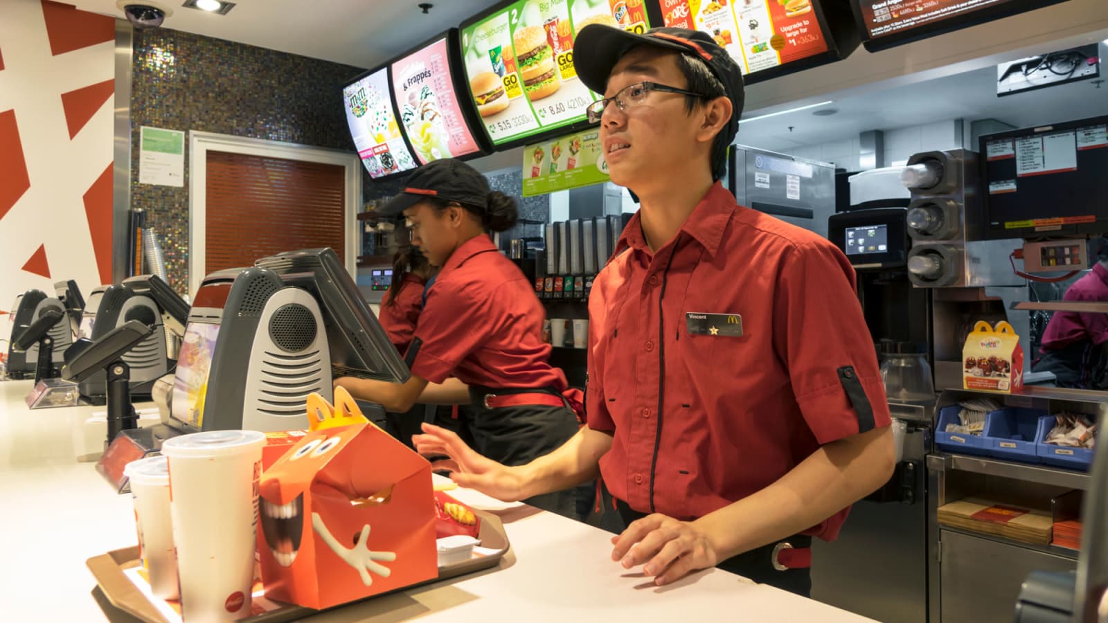 Join the McFamily: Exciting McDonald’s Career Paths Await